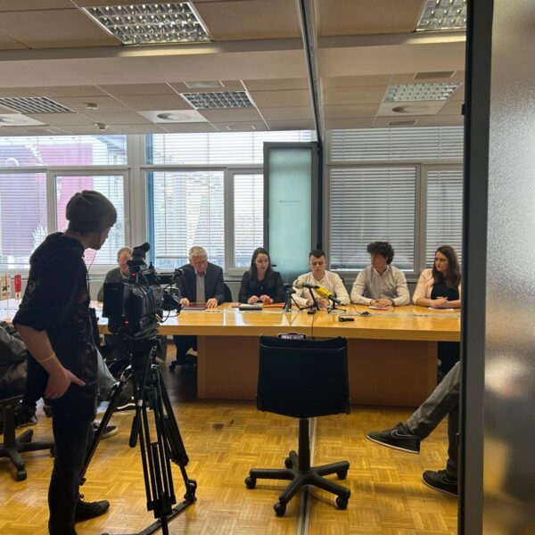 Novinarska konferenca: Stanje v republiki leta 2024